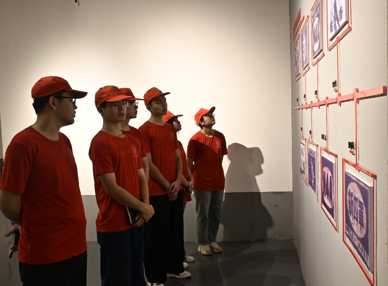 图片2.png 图片2.png